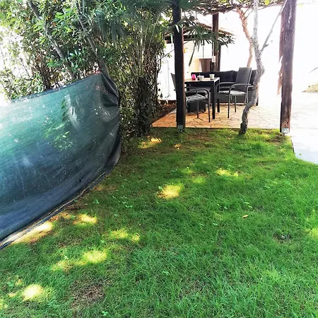 아파트 With Garden In The City Center *